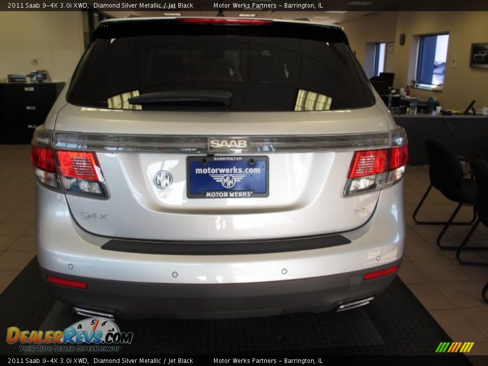 2011 Saab 9-4X 3.0i XWD Diamond Silver Metallic / Jet Black Photo #3