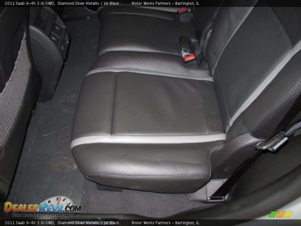 2011 Saab 9-4X 3.0i XWD Diamond Silver Metallic / Jet Black Photo #7