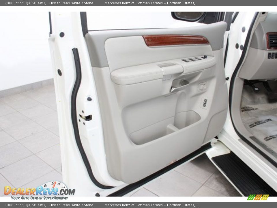 2008 Infiniti QX 56 4WD Tuscan Pearl White / Stone Photo #16