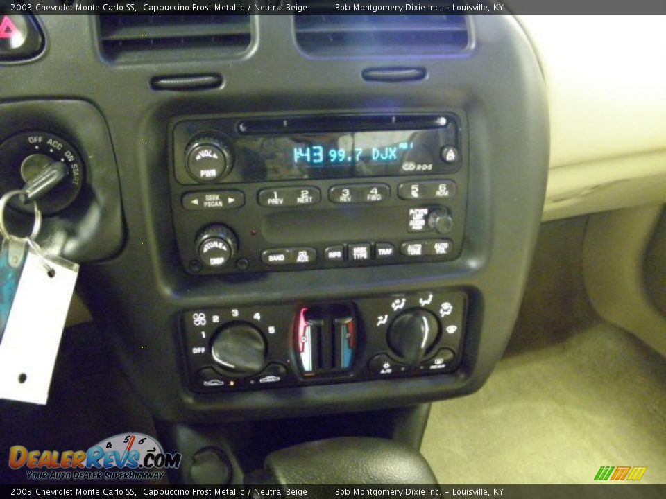 Controls of 2003 Chevrolet Monte Carlo SS Photo #23
