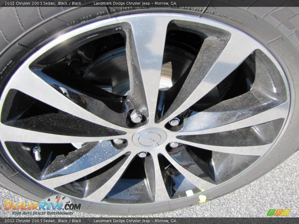 2012 Chrysler 200 S Sedan Wheel Photo #5