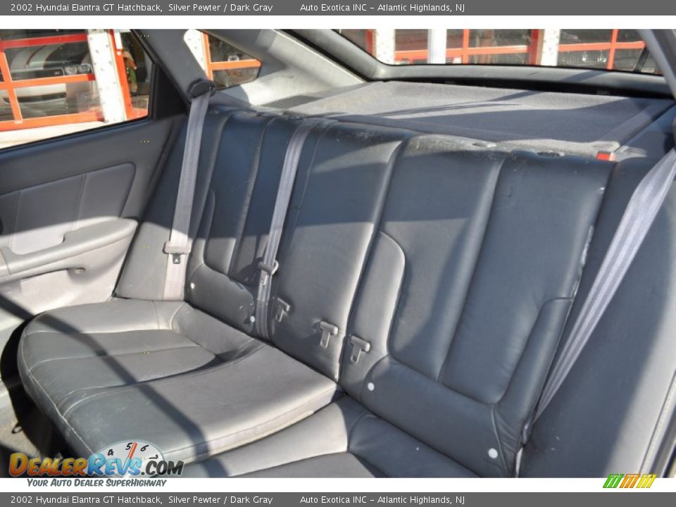 2002 Hyundai Elantra GT Hatchback Silver Pewter / Dark Gray Photo #6