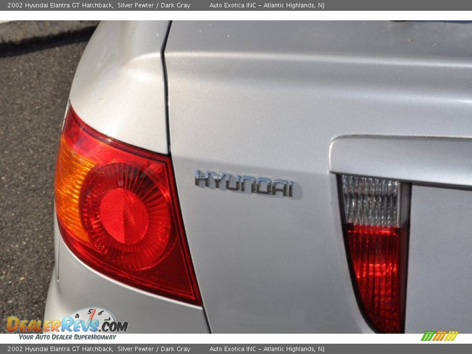2002 Hyundai Elantra GT Hatchback Silver Pewter / Dark Gray Photo #22