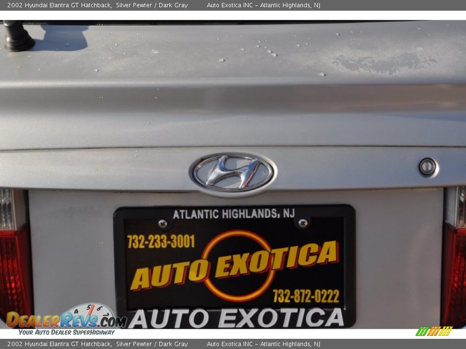 2002 Hyundai Elantra GT Hatchback Silver Pewter / Dark Gray Photo #23