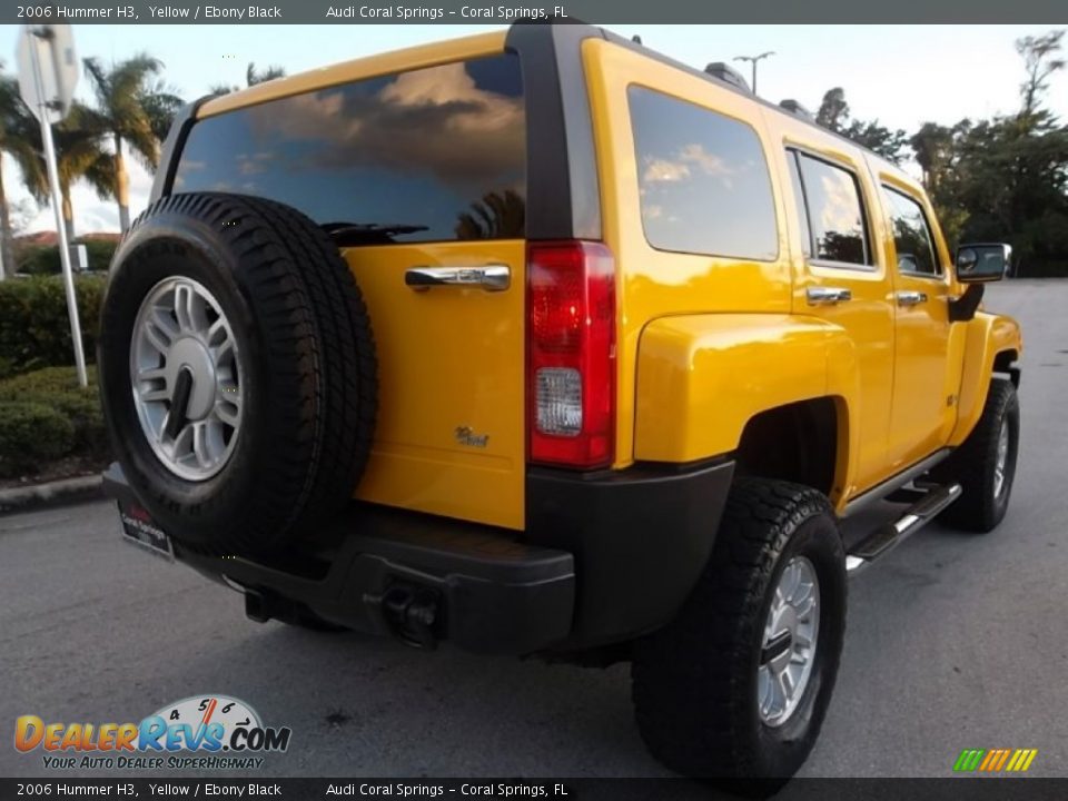 2006 Hummer H3 Yellow / Ebony Black Photo #9