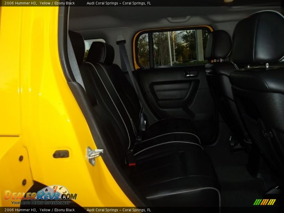 2006 Hummer H3 Yellow / Ebony Black Photo #24