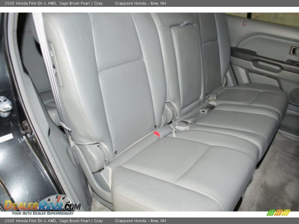 2005 Honda Pilot EX-L 4WD Sage Brush Pearl / Gray Photo #16