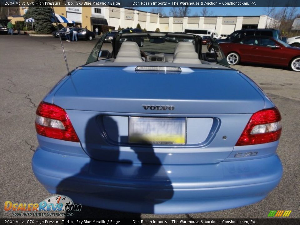 2004 Volvo C70 High Pressure Turbo Sky Blue Metallic / Beige Photo #9