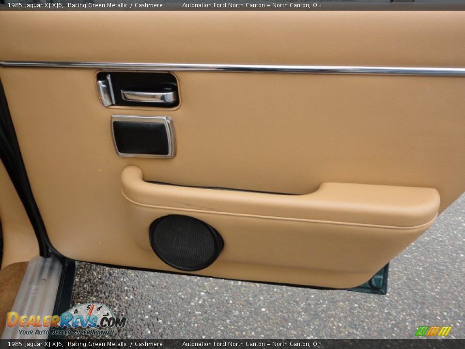 Door Panel of 1985 Jaguar XJ XJ6 Photo #22