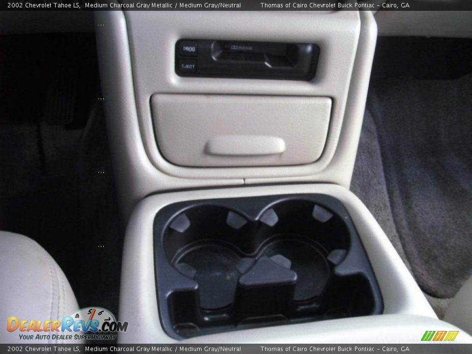 2002 Chevrolet Tahoe LS Medium Charcoal Gray Metallic / Medium Gray/Neutral Photo #26
