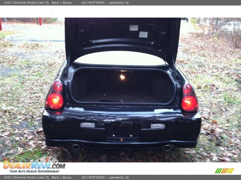 2002 Chevrolet Monte Carlo SS Black / Ebony Photo #14