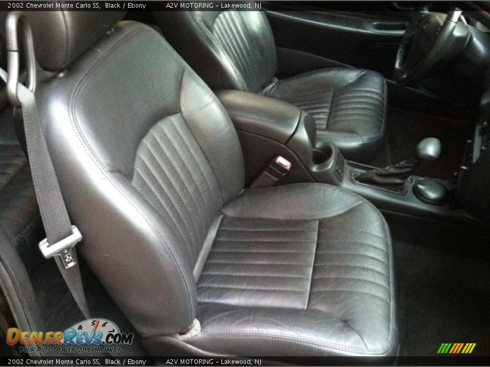 2002 Chevrolet Monte Carlo SS Black / Ebony Photo #19