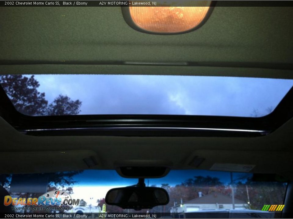 2002 Chevrolet Monte Carlo SS Black / Ebony Photo #27