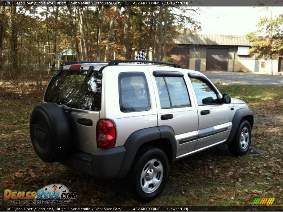 2003 Jeep Liberty Sport 4x4 Bright Silver Metallic / Dark Slate Gray Photo #7