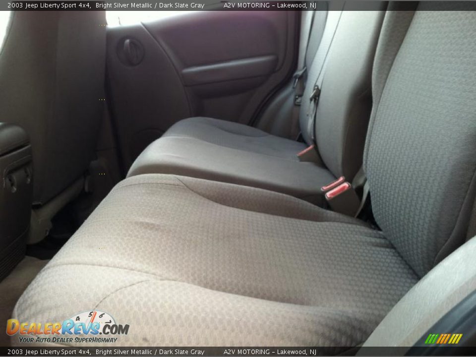 2003 Jeep Liberty Sport 4x4 Bright Silver Metallic / Dark Slate Gray Photo #21
