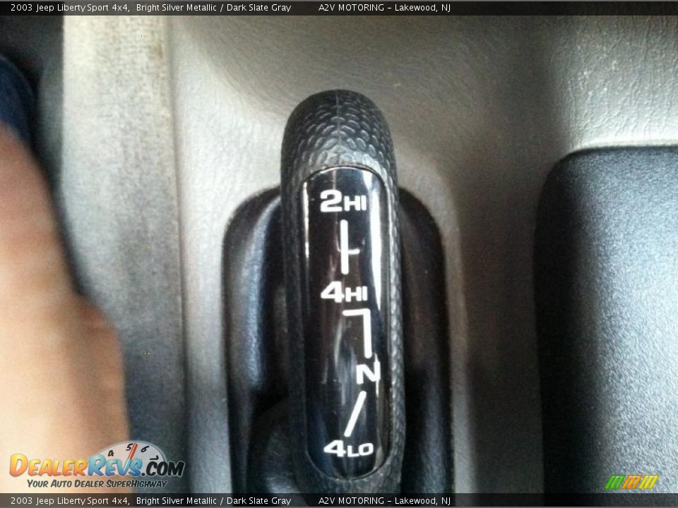 2003 Jeep Liberty Sport 4x4 Bright Silver Metallic / Dark Slate Gray Photo #27