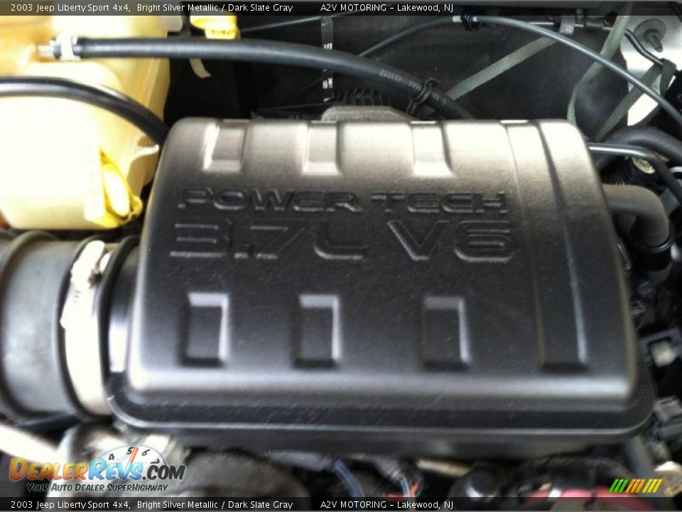 2003 Jeep Liberty Sport 4x4 Bright Silver Metallic / Dark Slate Gray Photo #35