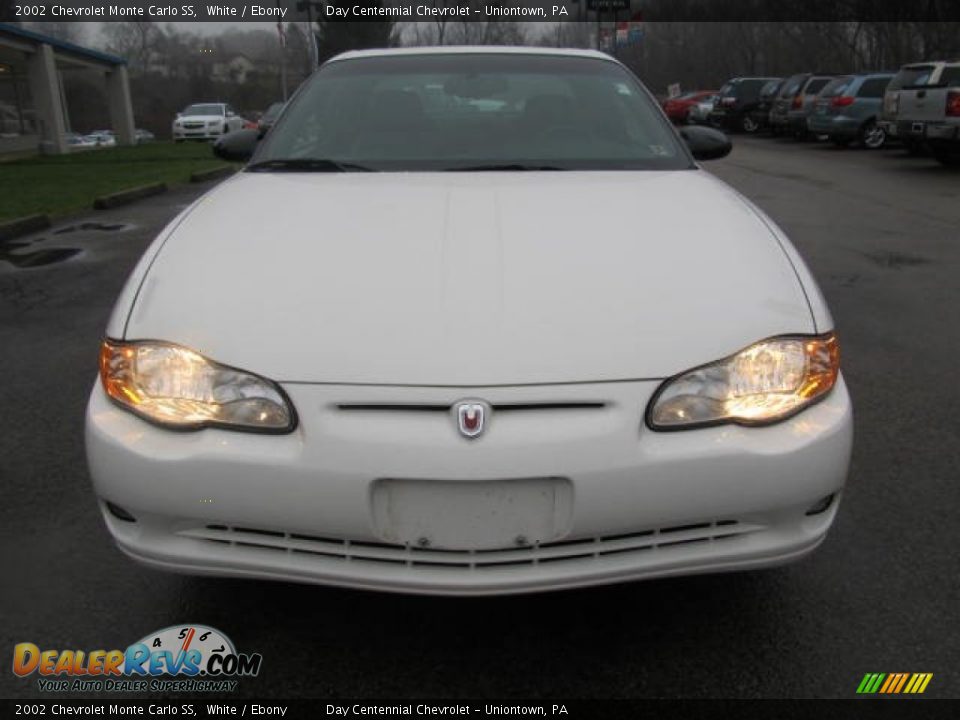 2002 Chevrolet Monte Carlo SS White / Ebony Photo #6
