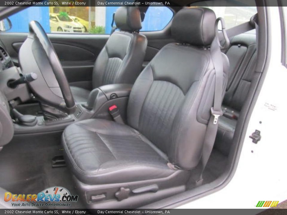 2002 Chevrolet Monte Carlo SS White / Ebony Photo #8