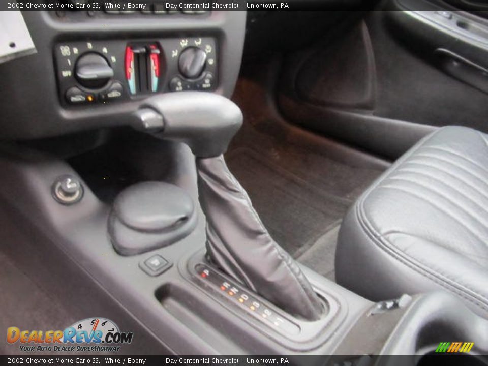 2002 Chevrolet Monte Carlo SS White / Ebony Photo #12