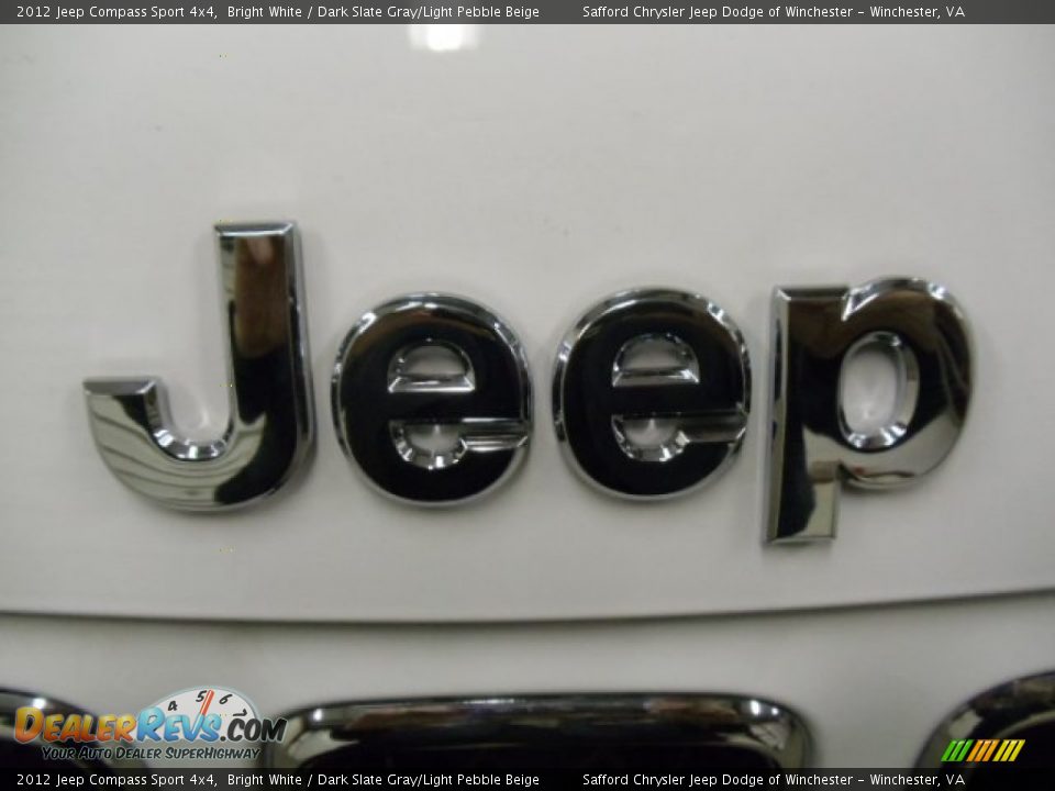 2012 Jeep Compass Sport 4x4 Bright White / Dark Slate Gray/Light Pebble Beige Photo #26