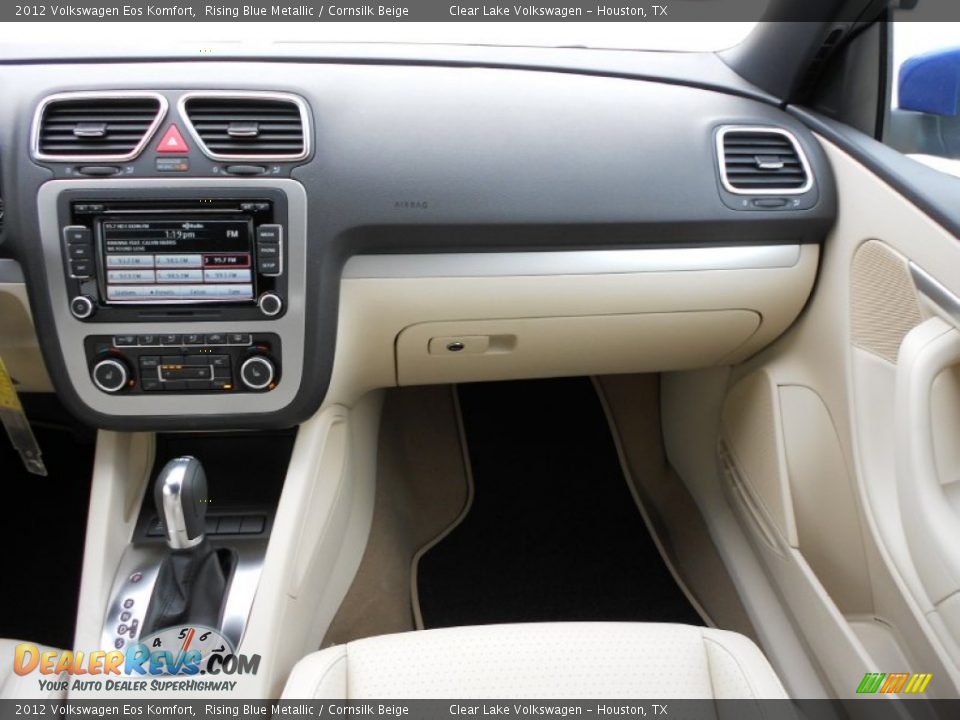 2012 Volkswagen Eos Komfort Rising Blue Metallic / Cornsilk Beige Photo #15