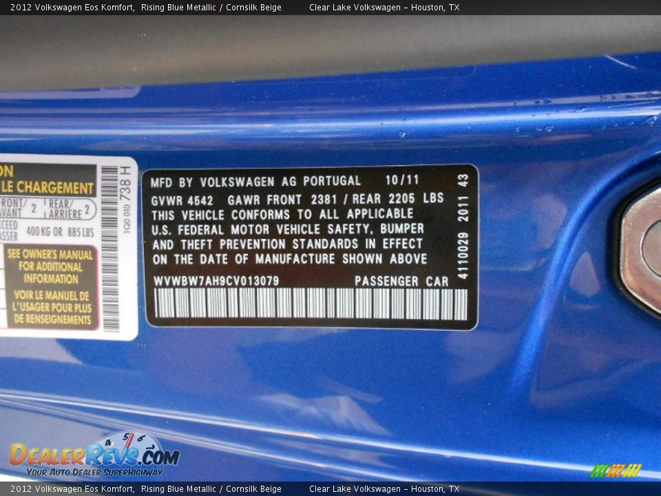2012 Volkswagen Eos Komfort Rising Blue Metallic / Cornsilk Beige Photo #30