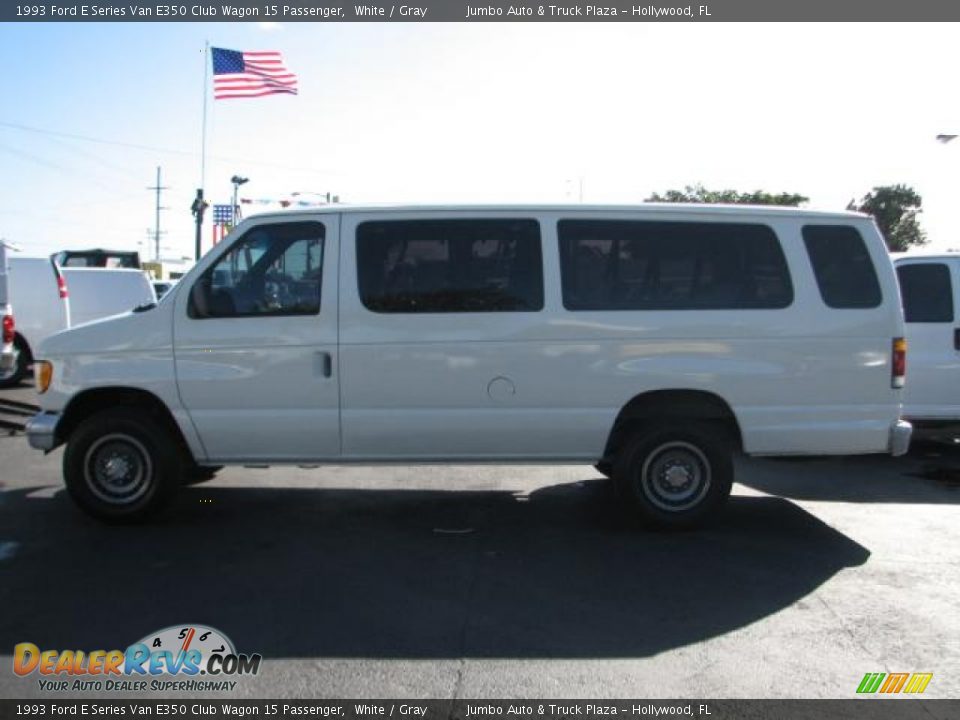 1993 Ford E Series Van E350 Club Wagon 15 Passenger White / Gray Photo #6