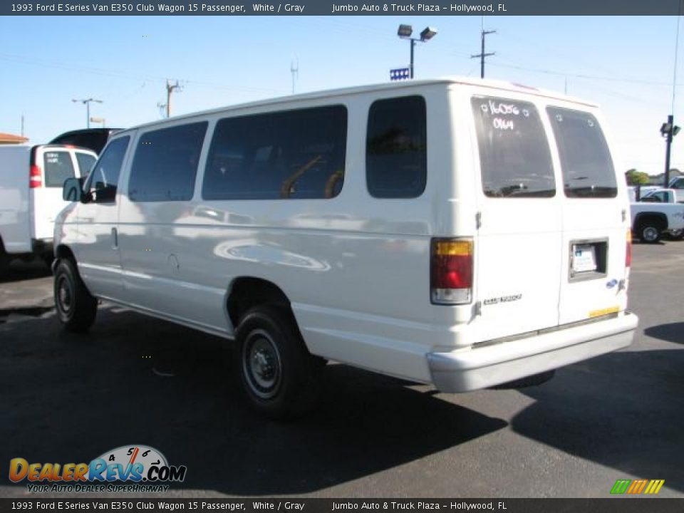 1993 Ford E Series Van E350 Club Wagon 15 Passenger White / Gray Photo #7
