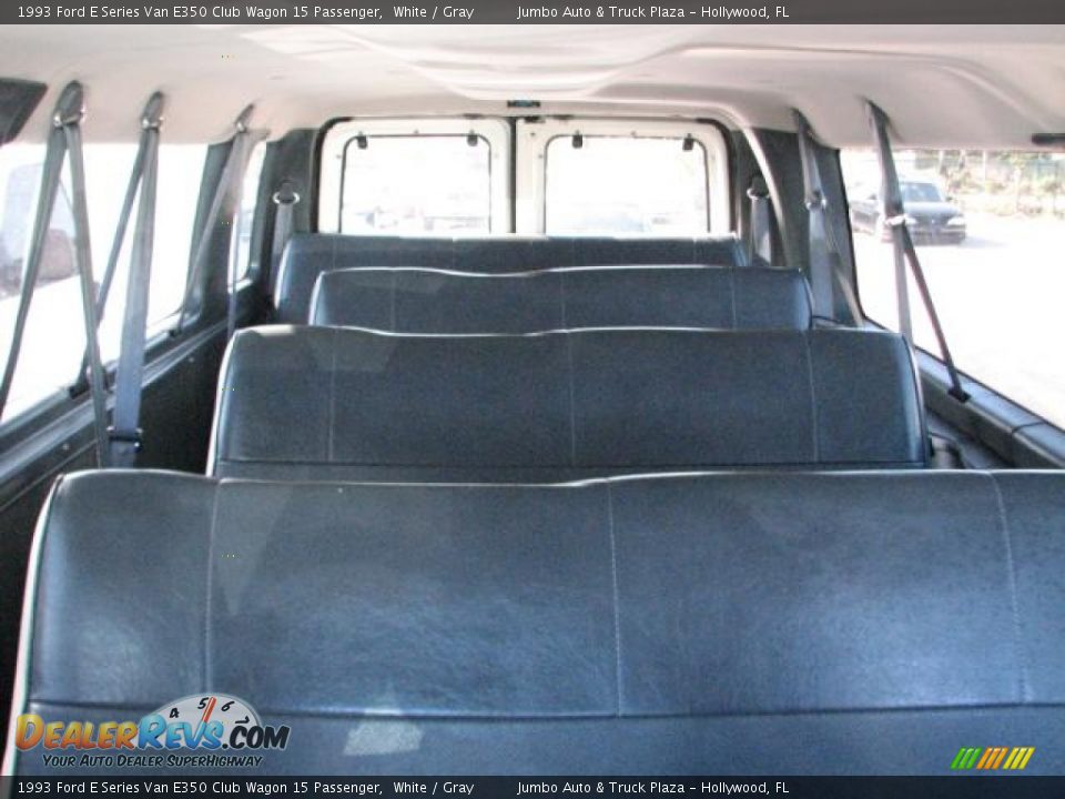 1993 Ford E Series Van E350 Club Wagon 15 Passenger White / Gray Photo #13