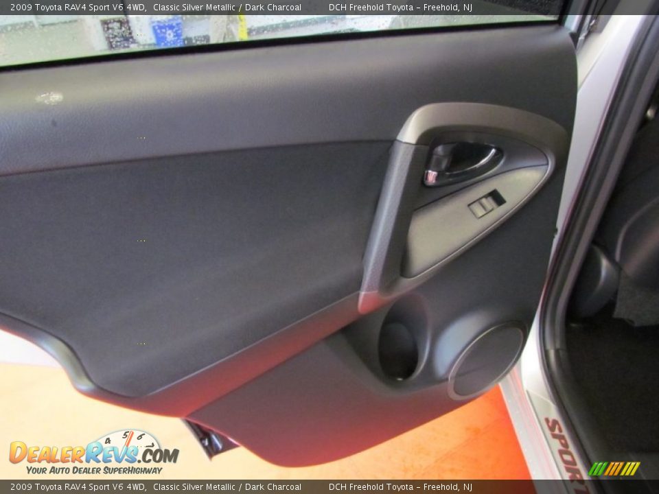 2009 Toyota RAV4 Sport V6 4WD Classic Silver Metallic / Dark Charcoal Photo #9