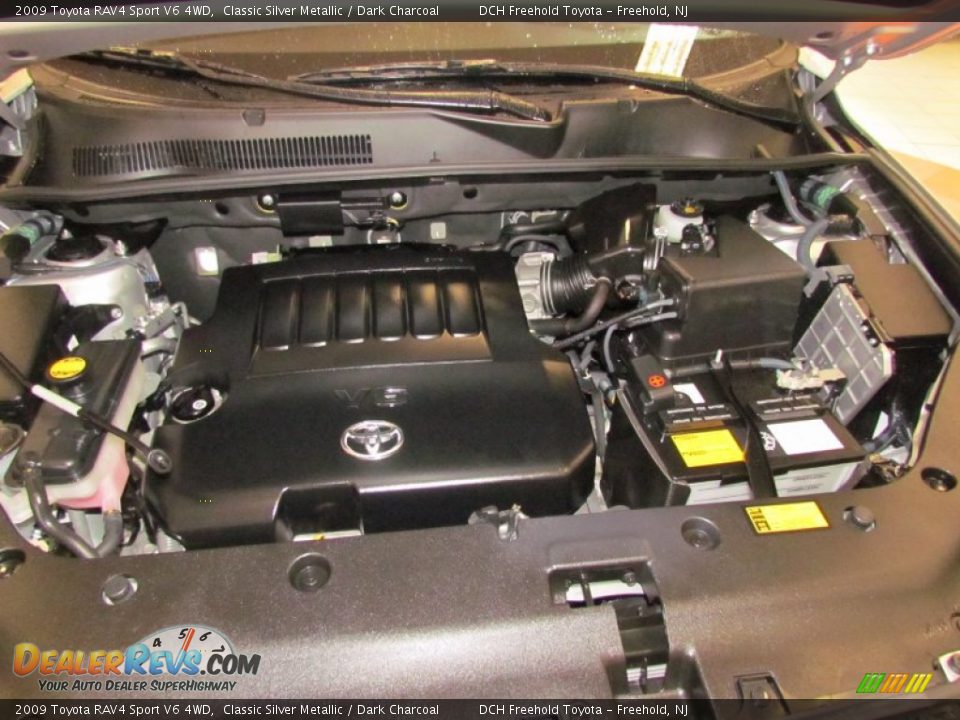 2009 Toyota RAV4 Sport V6 4WD Classic Silver Metallic / Dark Charcoal Photo #28