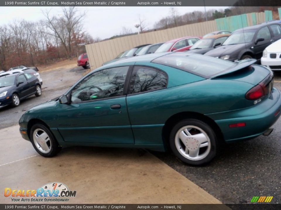 1998 Pontiac Sunfire GT Coupe Medium Sea Green Metallic / Graphite Photo #8