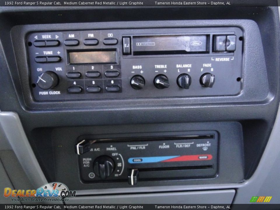 Controls of 1992 Ford Ranger S Regular Cab Photo #19