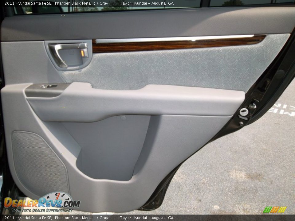 2011 Hyundai Santa Fe SE Phantom Black Metallic / Gray Photo #7