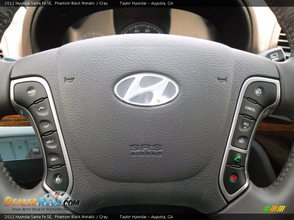 2011 Hyundai Santa Fe SE Phantom Black Metallic / Gray Photo #11