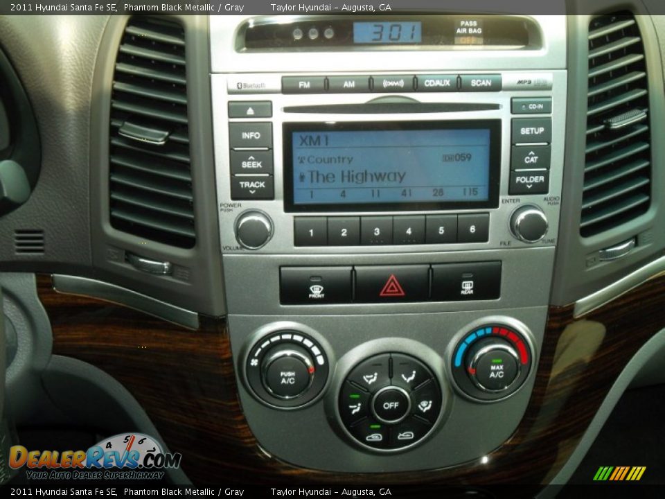 2011 Hyundai Santa Fe SE Phantom Black Metallic / Gray Photo #13