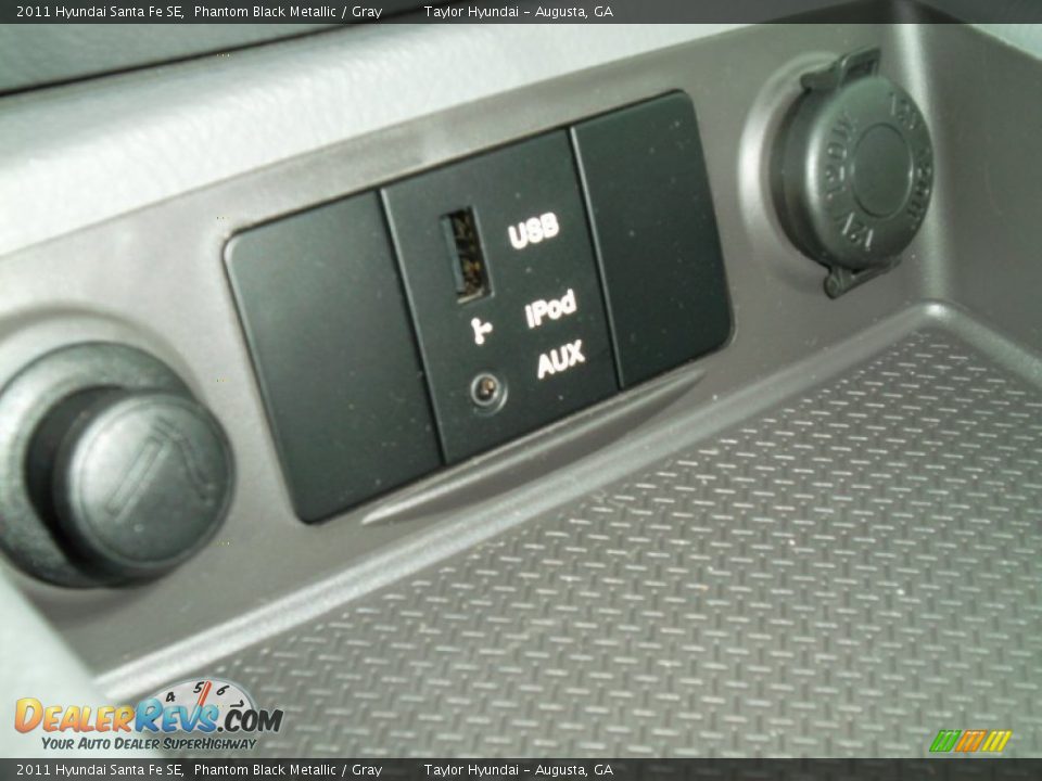 2011 Hyundai Santa Fe SE Phantom Black Metallic / Gray Photo #16