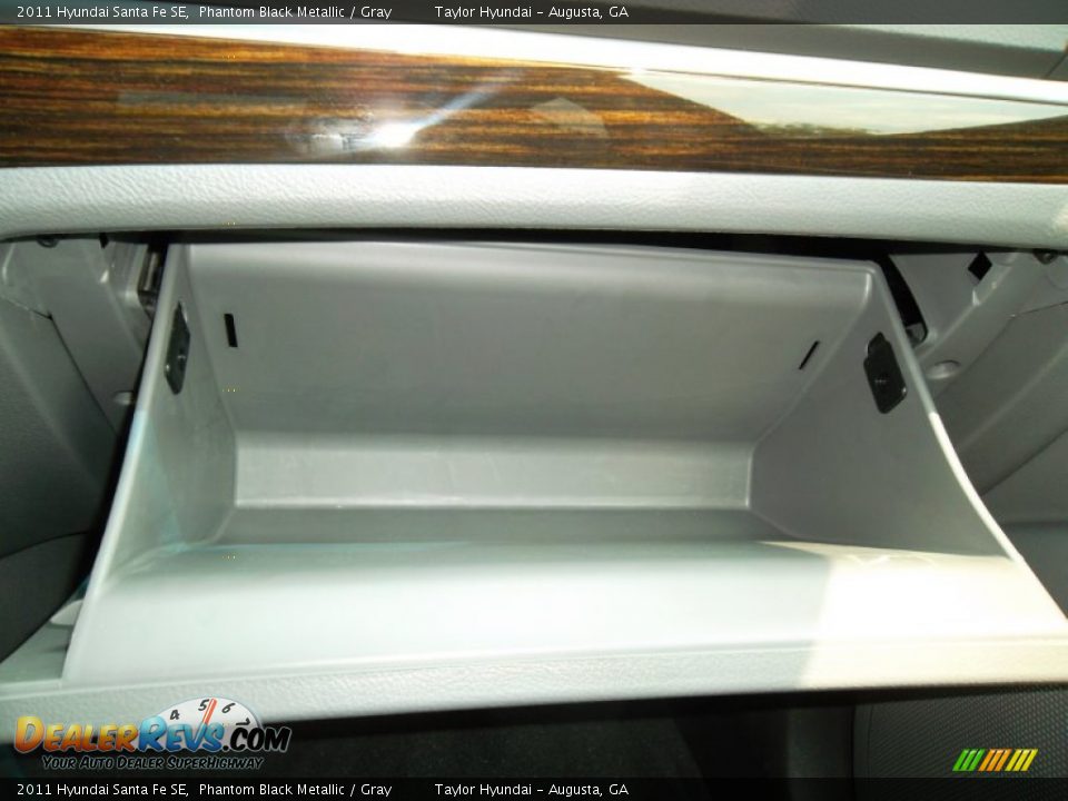 2011 Hyundai Santa Fe SE Phantom Black Metallic / Gray Photo #18