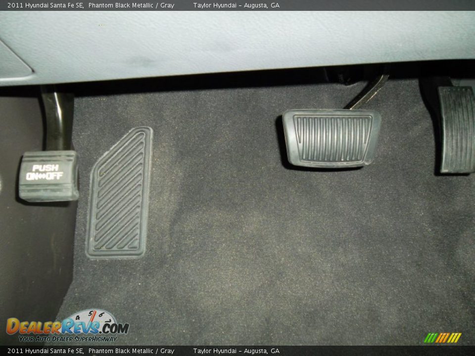 2011 Hyundai Santa Fe SE Phantom Black Metallic / Gray Photo #23