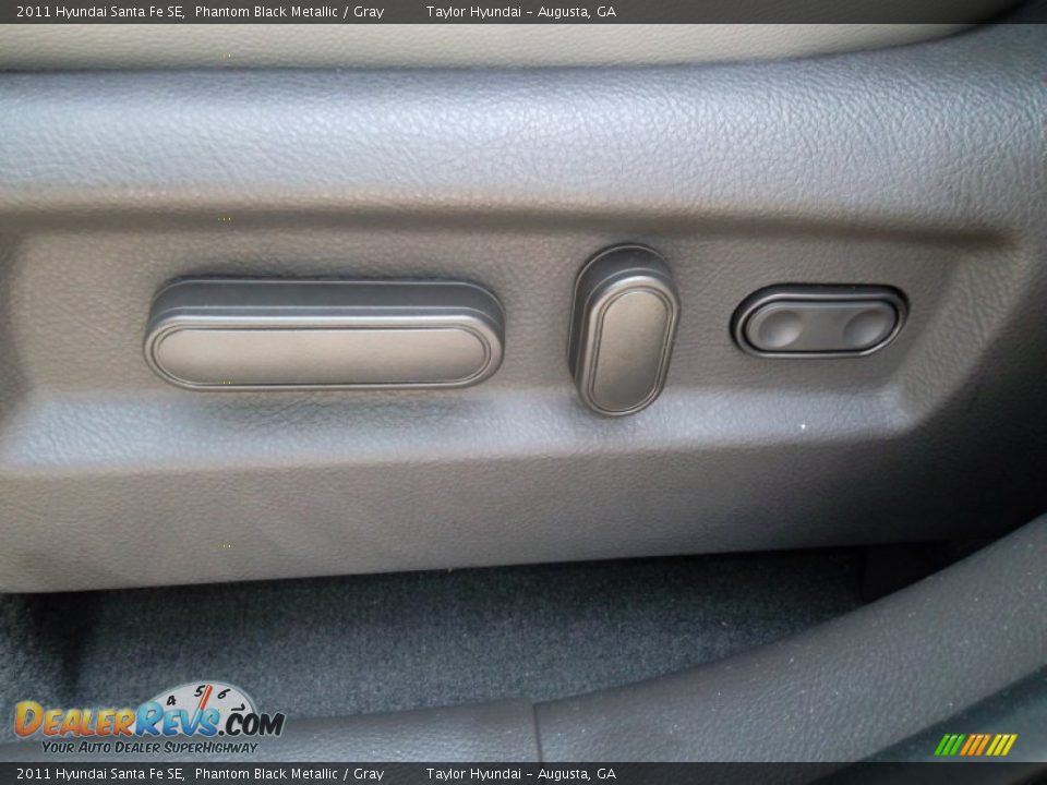 2011 Hyundai Santa Fe SE Phantom Black Metallic / Gray Photo #28