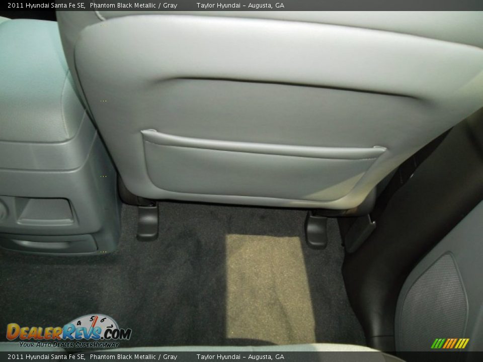 2011 Hyundai Santa Fe SE Phantom Black Metallic / Gray Photo #32