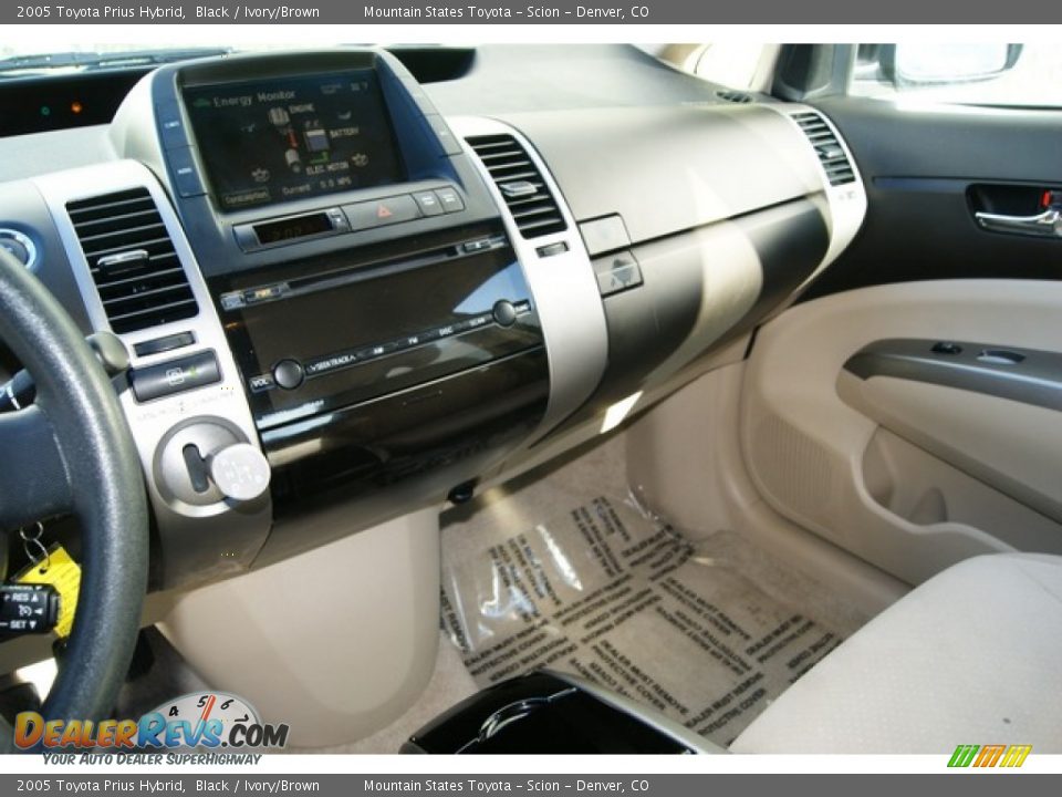 2005 Toyota Prius Hybrid Black / Ivory/Brown Photo #6
