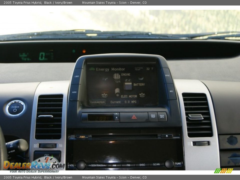 2005 Toyota Prius Hybrid Black / Ivory/Brown Photo #16