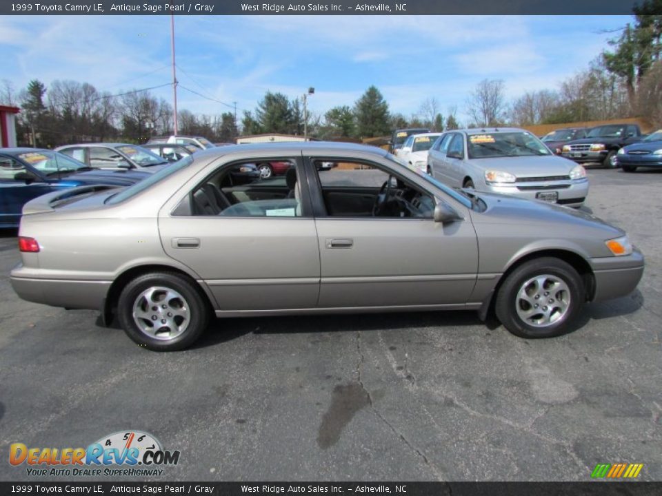 1999 Toyota Camry LE Antique Sage Pearl / Gray Photo #2