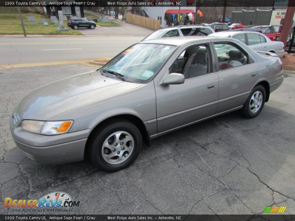 1999 Toyota Camry LE Antique Sage Pearl / Gray Photo #9