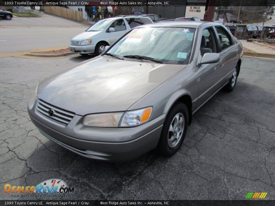 1999 Toyota Camry LE Antique Sage Pearl / Gray Photo #10