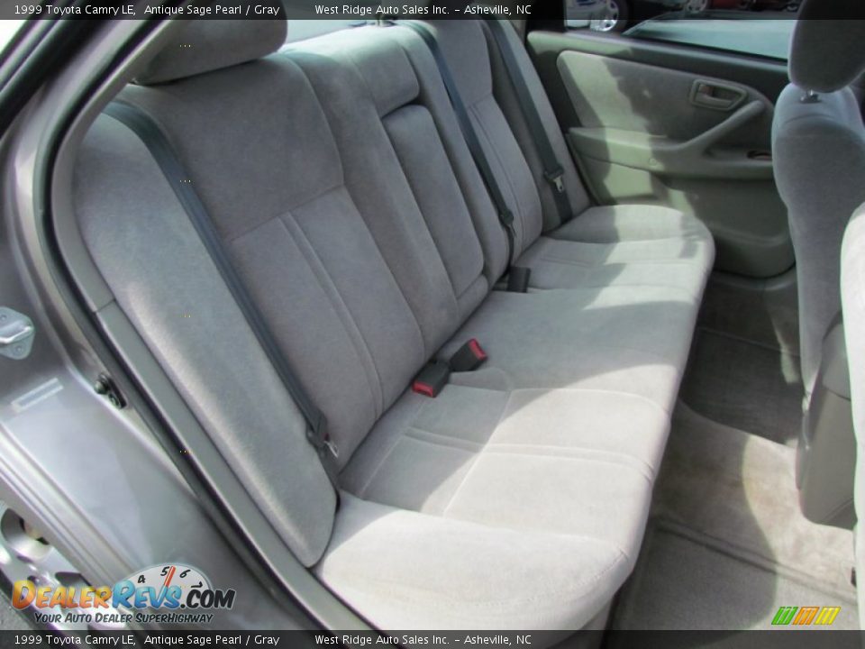 1999 Toyota Camry LE Antique Sage Pearl / Gray Photo #22