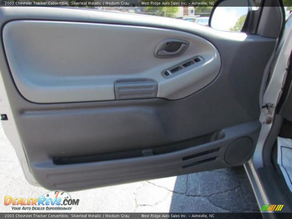 2003 Chevrolet Tracker Convertible Silverleaf Metallic / Medium Gray Photo #15