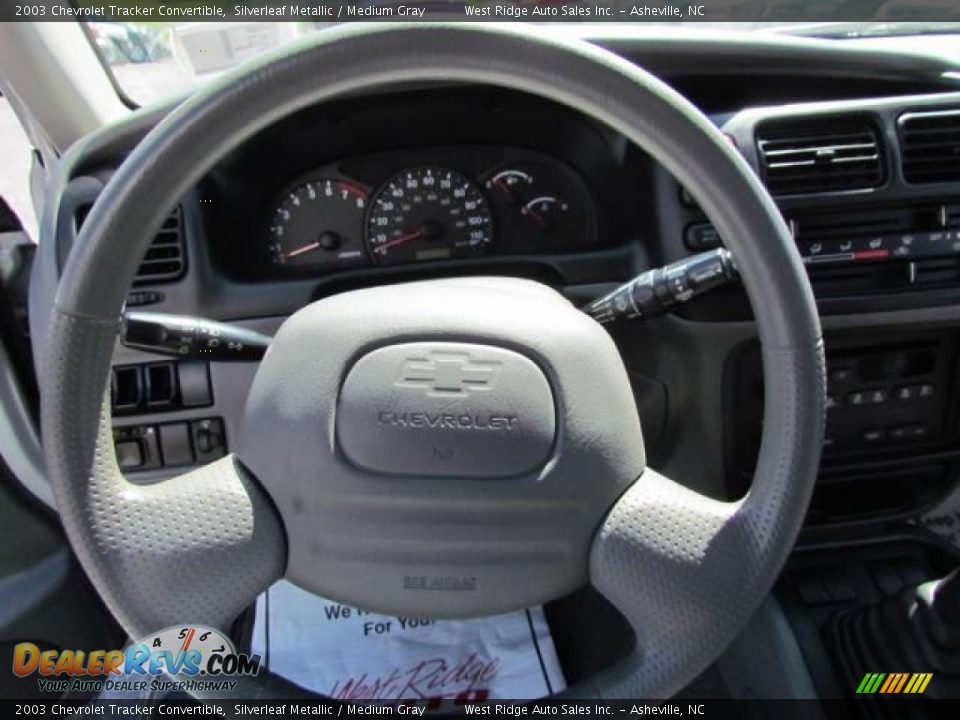 2003 Chevrolet Tracker Convertible Silverleaf Metallic / Medium Gray Photo #17